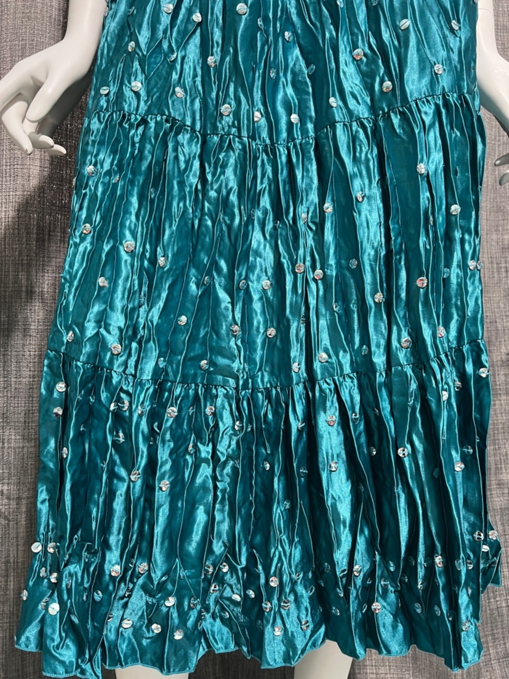 VINTAGE Y2K Avenue Of The Stars Teal Satin Embellished Midi Skirt Whimsigoth MED - Picture 8 of 12
